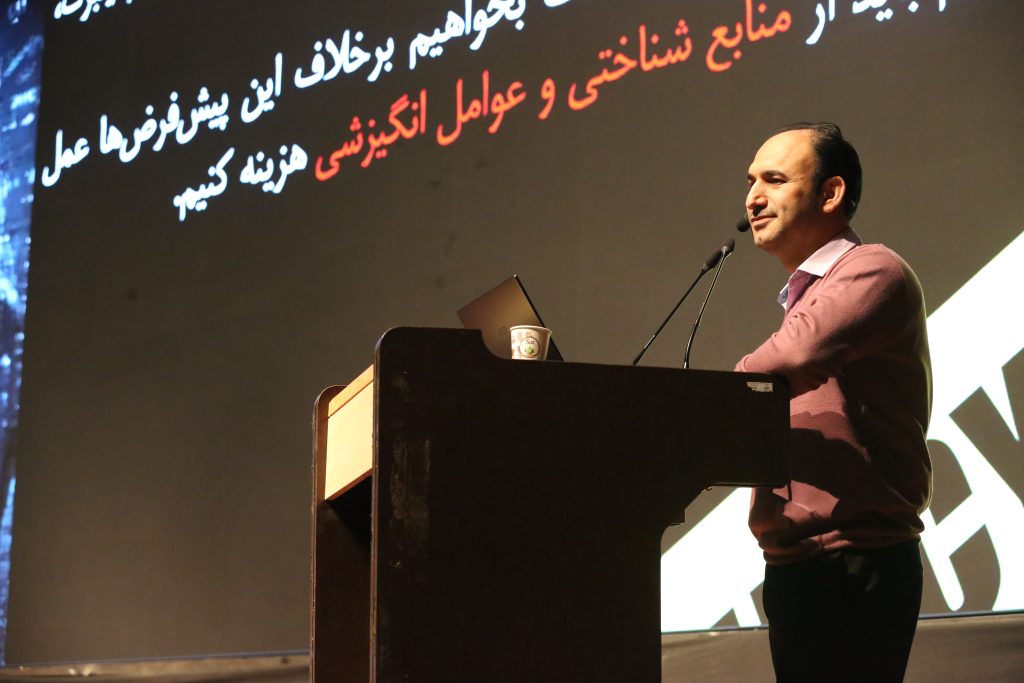 دکتر یوسف خدابنده لو در دوره اخبار جعلی در عصر پساحقیقت